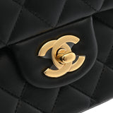 CHANEL シャネル マトラッセ Wフラップ チェーンショルダー 25cm ブラック A01112 レディース ラムスキン ショルダーバッグ Aランク 中古 銀蔵
