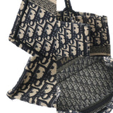 CHRISTIAN DIOR クリスチャンディオール ブックトート ミディアム ネイビー M1296ZRIW_M828 レディース キャンバス トートバッグ ABランク 中古 銀蔵