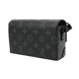 LOUIS VUITTON ルイヴィトン モノグラムエクリプス スティーマー ウェアラブルウォレット ブラック M81783 メンズ モノグラムキャンバス ショルダーバッグ Aランク 中古 銀蔵