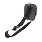LOUIS VUITTON ルイヴィトン ダミエグラフィット3D アマゾンスリングバッグ ブラック N50012 メンズ ダミエグラフィット3Dキャンバス ボディバッグ Aランク 中古 銀蔵