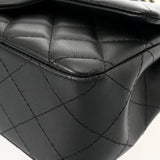CHANEL シャネル マトラッセ ミニフラップバッグ 20 ブラック A69900 レディース ラムスキン ショルダーバッグ Aランク 中古 銀蔵