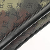 LOUIS VUITTON ルイヴィトン モノグラムカモフラージュ ソフトトランク カーキ/ブラック M56428 ユニセックス ナイロン/レザー ショルダーバッグ Aランク 中古 銀蔵