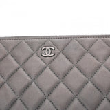 CHANEL シャネル マトラッセ シルバー ユニセックス ラムスキン クラッチバッグ Aランク 中古 銀蔵