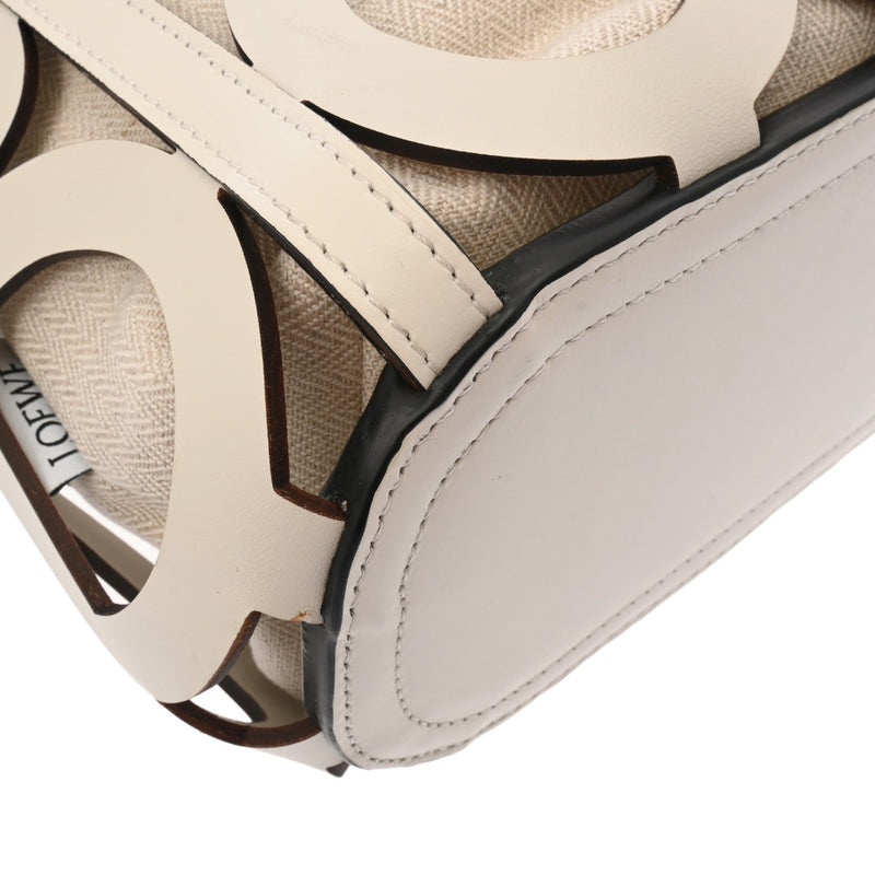 LOEWE ロエベ アナグラム カットアウト トート スモール ホワイト A922Q05X02 レディース カーフ トートバッグ Aランク 中古 銀蔵