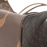 LOUIS VUITTON ルイヴィトン モノグラムジャイアント オンザゴー GM 2WAYトート ブラウン M44576 ユニセックス モノグラムキャンバス ハンドバッグ ABランク 中古 銀蔵
