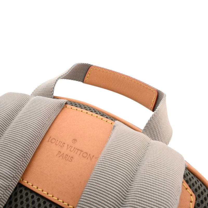 LOUIS VUITTON ルイヴィトン モノグラム チタニウム バックパック PM グレー M44871 メンズ モノグラムキャンバス リュック・デイパック ABランク 中古 銀蔵