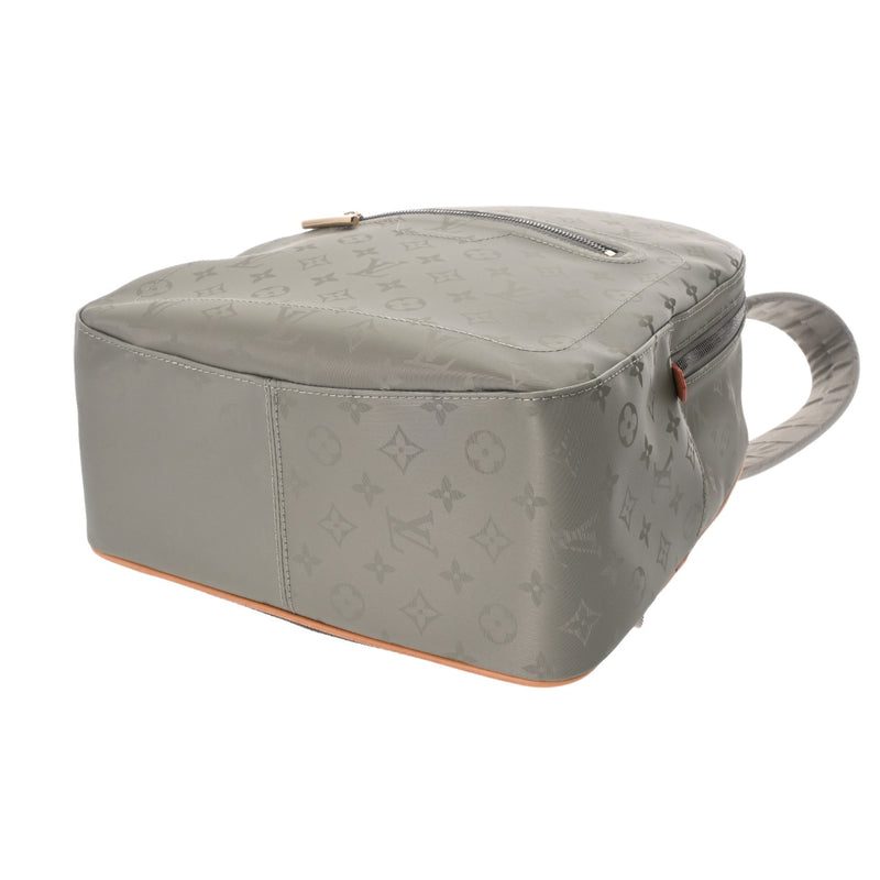 LOUIS VUITTON ルイヴィトン モノグラム チタニウム バックパック PM グレー M44871 メンズ モノグラムキャンバス リュック・デイパック ABランク 中古 銀蔵