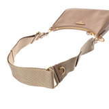 PRADA プラダ Re-Edition 2005 ベージュピンク レディース サフィアーノ ショルダーバッグ 新同 中古 銀蔵