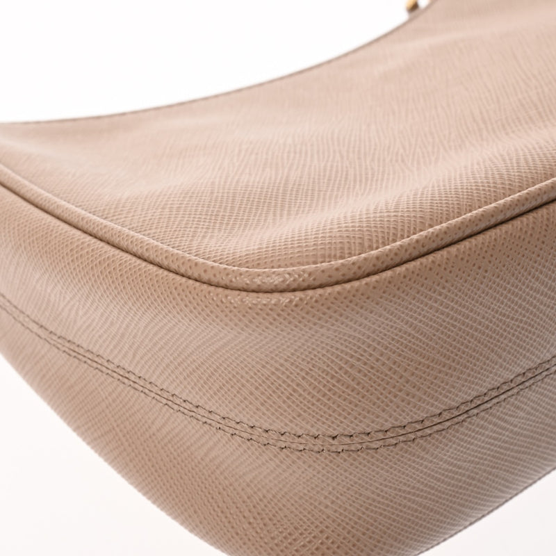 PRADA プラダ Re-Edition 2005 ベージュピンク レディース サフィアーノ ショルダーバッグ 新同 中古 銀蔵