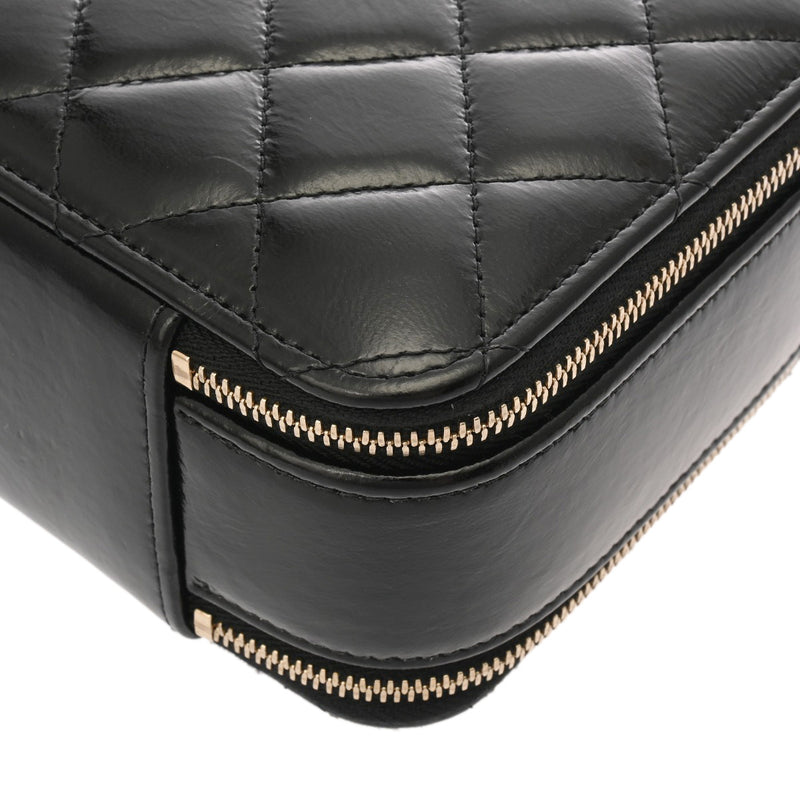 CHANEL シャネル トップハンドル ブラック レディース シャイニーカーフスキン バニティバッグ Aランク 中古 銀蔵