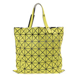 ISSEY MIYAKE イッセイミヤケ BAOBAO 8×8 マットタイプ イエロー BB51-AG421 レディース 塩化ビニール/ポリエステル トートバッグ Aランク 中古 銀蔵