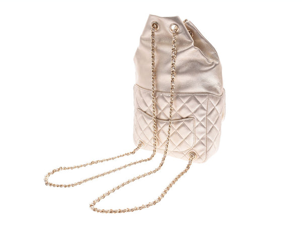CHANEL Chanel Matrasse, Champagne Gold, Gold Gold, Ladies, Leather, Luc Daypack A Rank, used silverware.