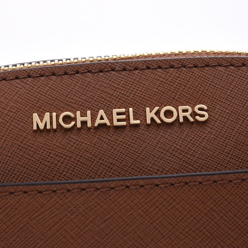 Michael Kors マイケルコースジェット セット トラベル ミディアム ドーム クロスボディ  
 茶 ゴールド金具 レディース レザー ショルダーバッグ
 35S9GTVC2L