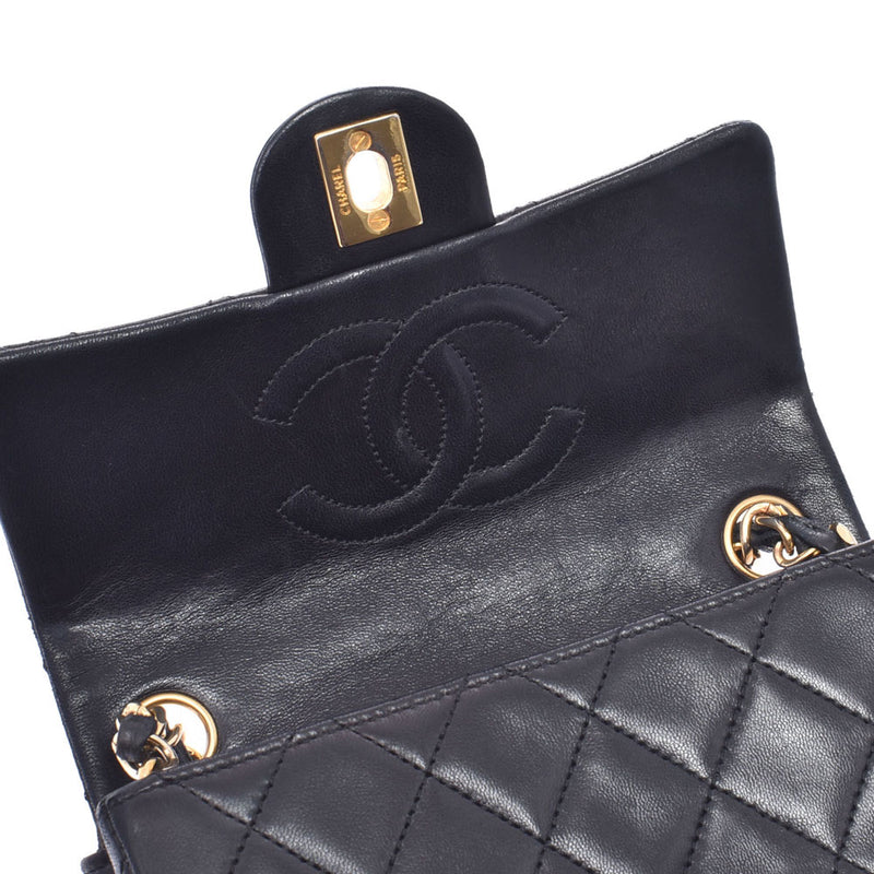 CHANEL シャネルミニマトラッセ 
 黒 ゴールド金具 レディース ラムスキン ショルダーバッグ
 
 中古