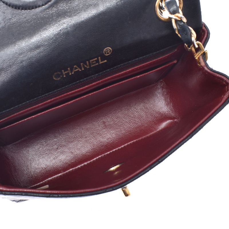 CHANEL シャネルミニマトラッセ 
 黒 ゴールド金具 レディース ラムスキン ショルダーバッグ
 
 中古