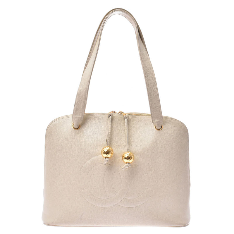 CHANEL Chanel ivory gold metal fittings ladies caviar skin shoulder bag B-rank second-hand silver