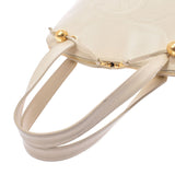 CHANEL Chanel ivory gold metal fittings ladies caviar skin shoulder bag B-rank second-hand silver