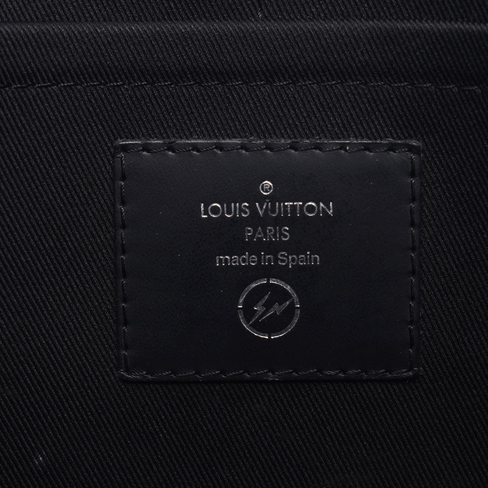 モノグラムエクリプス アポロ メッセンジャー（シリアルナンバーCA1187） 新品同様 LOUIS VUITTON ルイヴィトン フラグメント アポロ