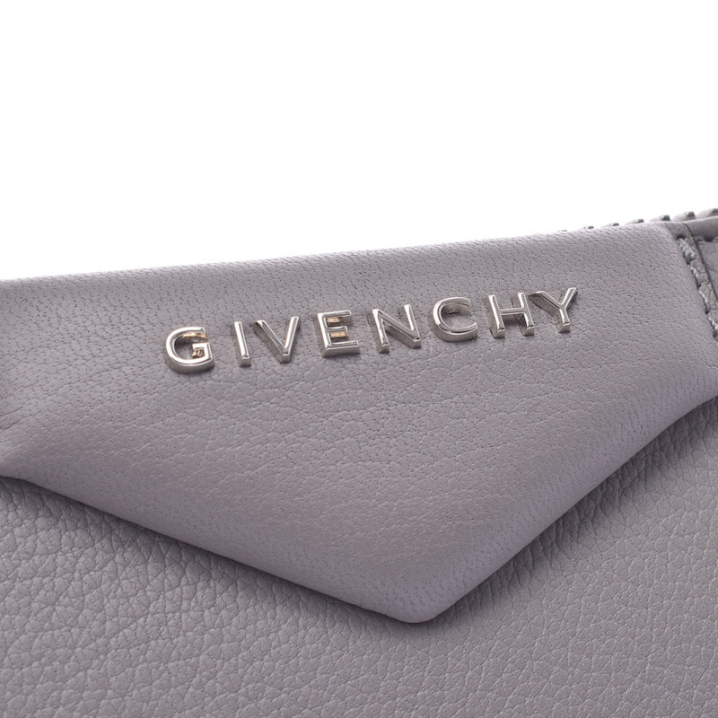 GIVENCHY Givenchy Antigona Nano grey silver bracket ladies scarf shoulder bag Shindo used silver