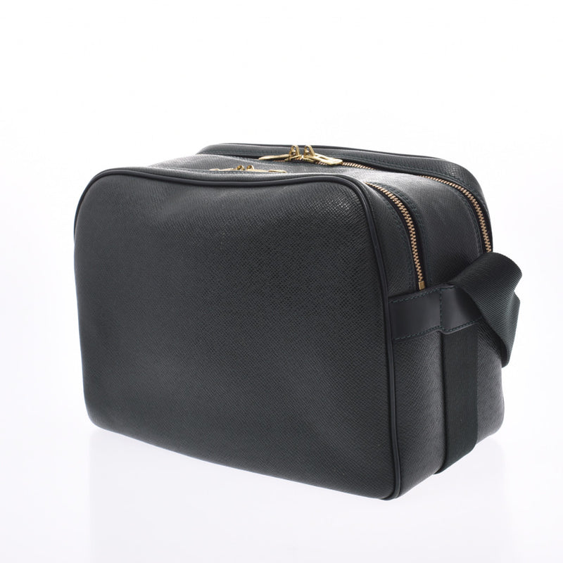LOUIS VUITTON Louis Vuitton Taiga Reporter Episea M30154 Unisex Taiga Shoulder Bag AB Rank Used Ginzo