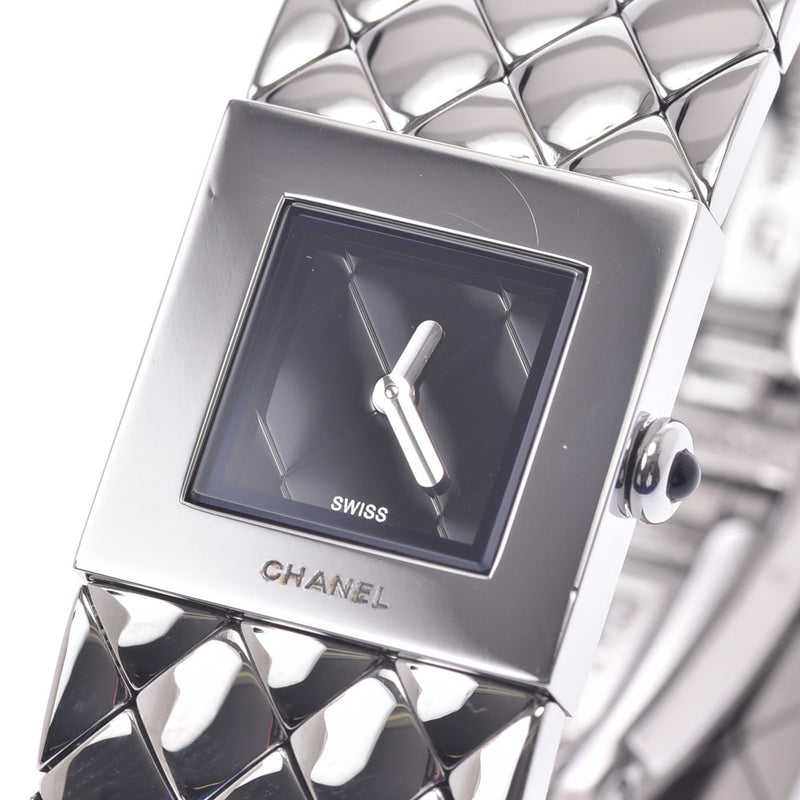 CHANEL Chanel matelasse Lady's SS watch quartz lindera board A rank used silver storehouse