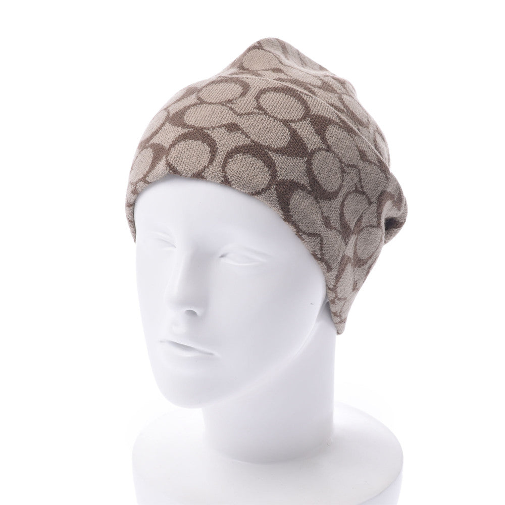 Coach Synche Muffler & Knitted Cap Set Beige Unisex Muffler
