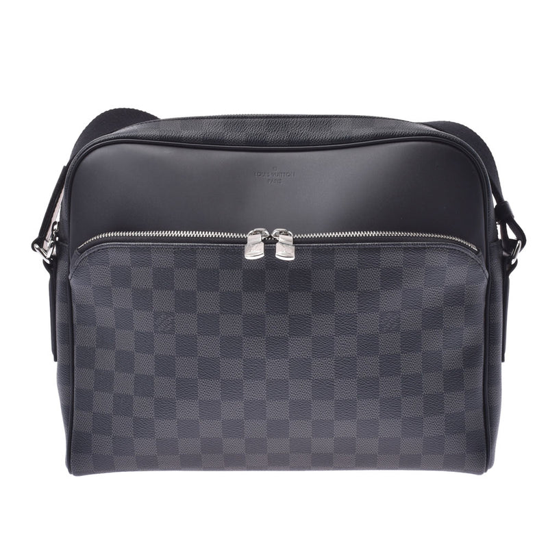 Louis Vuitton Damier Graphite Dayton Reporter Bag