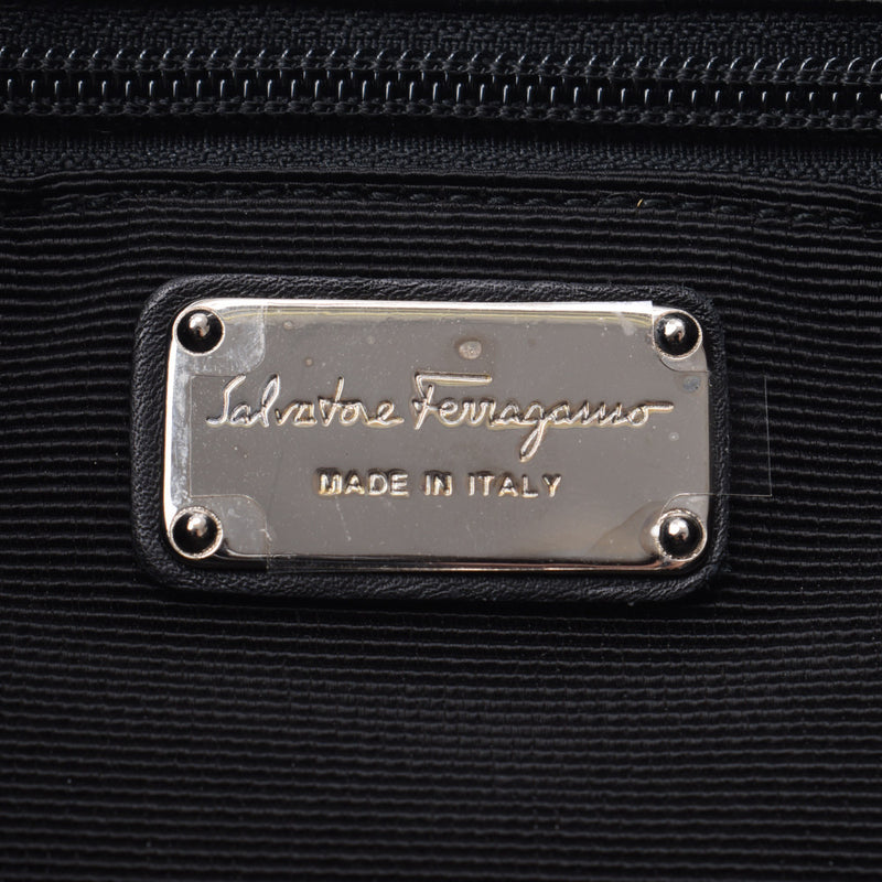 Salvatore Ferragamo Ferragamo Gancini Black Ladies Enamel/Calf Tote Bag B Rank Used Ginzo