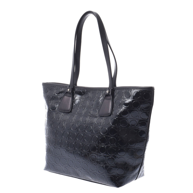 Salvatore Ferragamo Ferragamo Gancini Black Ladies Enamel/Calf Tote Bag B Rank Used Ginzo