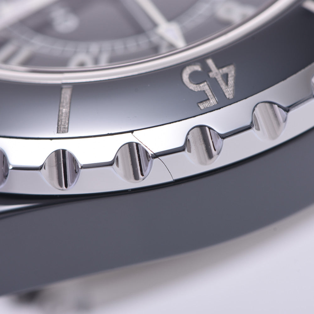 シャネルJ12 33mm レディース 腕時計 H0682 CHANEL 中古 – 銀蔵オンライン