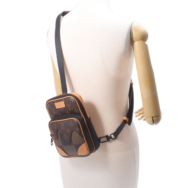 Louis Vuitton Giant  Sling Bag Shoulder Bag NIGO Collaboration 14137  Brown Unisex Body Bag N40379 LOUIS VUITTON – 銀蔵オンライン