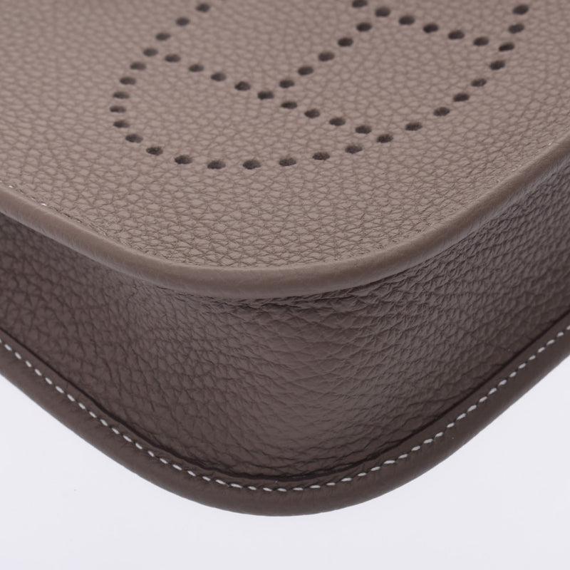 【母亲节推荐】银藏二手未使用的HERMES爱马仕EVRIM TPM Y刻印Ettop Trip Creamans肩包