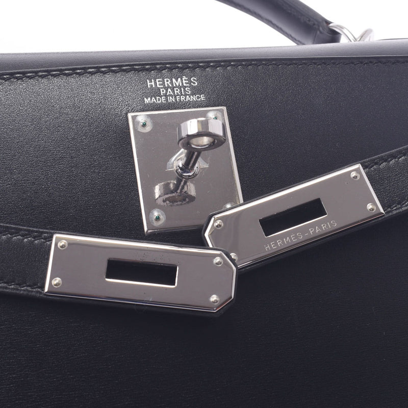 Hermes Hermes Kelly 32外穿着缝纫2way黑银括号□F雕刻（2002年左右）女装盒小牛手提包一级使用水池