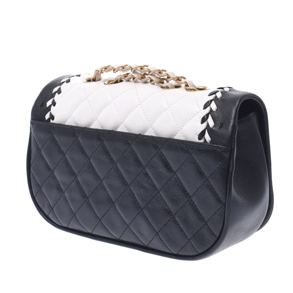 CHANEL Chanel Matrasse Chain Shoulder White / Black Gold Bracket Women's Curf Shoulder Bag A-Rank Used Silgrin