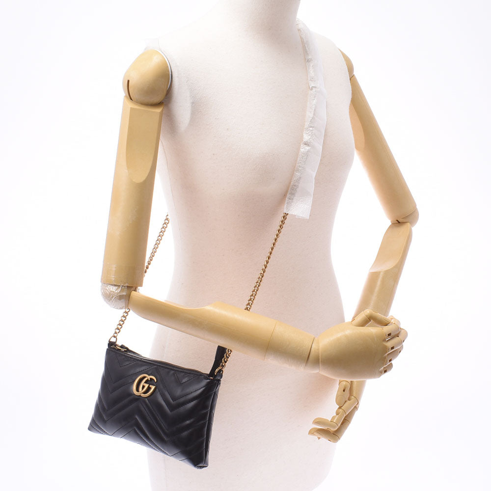 グッチGGマーモント チェーンウォレット 黒 ゴールド金具 レディース