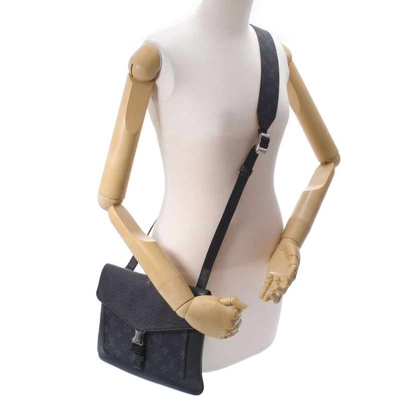 Louis Vuitton Tigarama Flap Messenger M30413 Men's Shoulder Bag Black  Leather