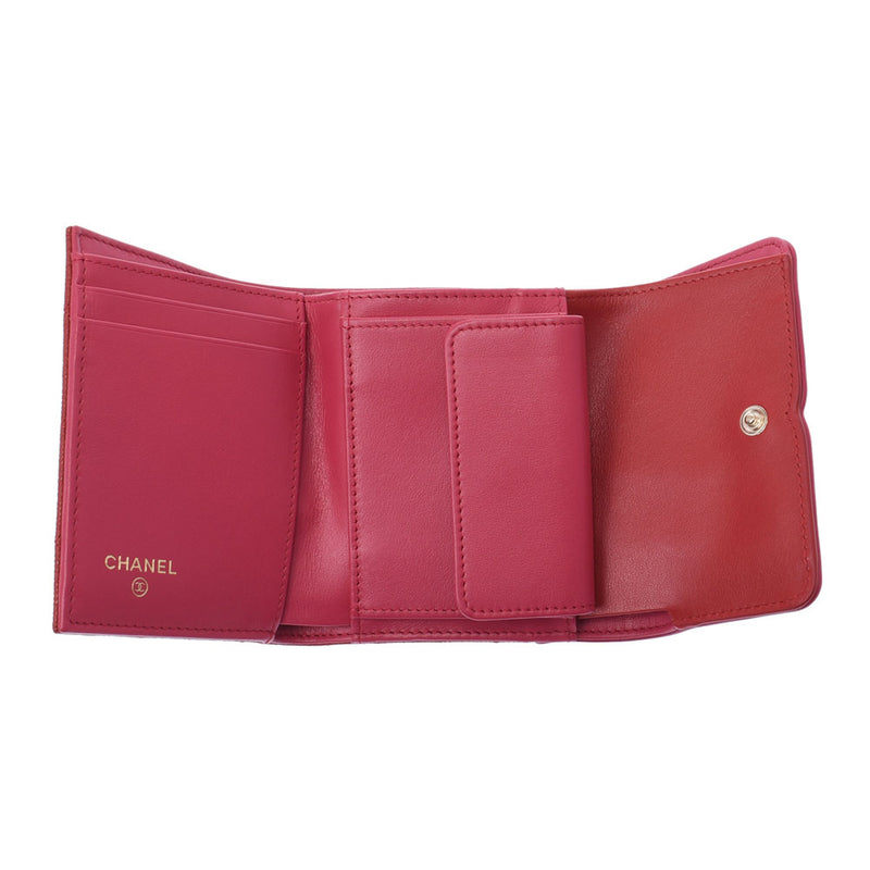 CHANEL マトラッセ コンパクト 財布 赤ファッション小物