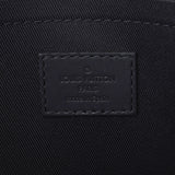 Louis Vuitton Louis Vuitton Monogram Shadow Pochette Discovery Black M62903男士皮革离合器袋A排名使用水池
