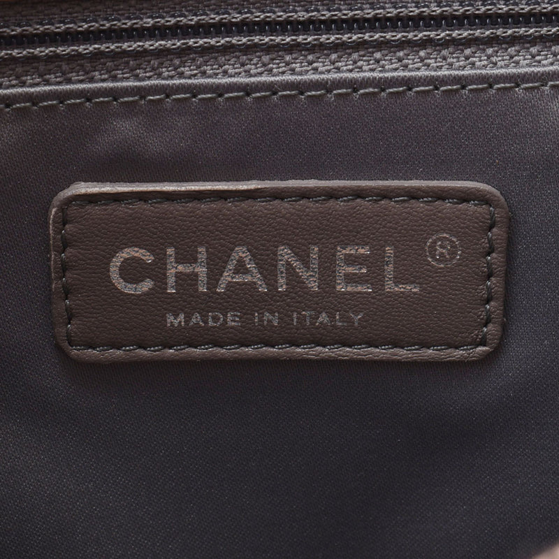 Chanel Chanel GST手提包粉红色米色银色配件女士鱼子酱皮托特袋A级二手水池