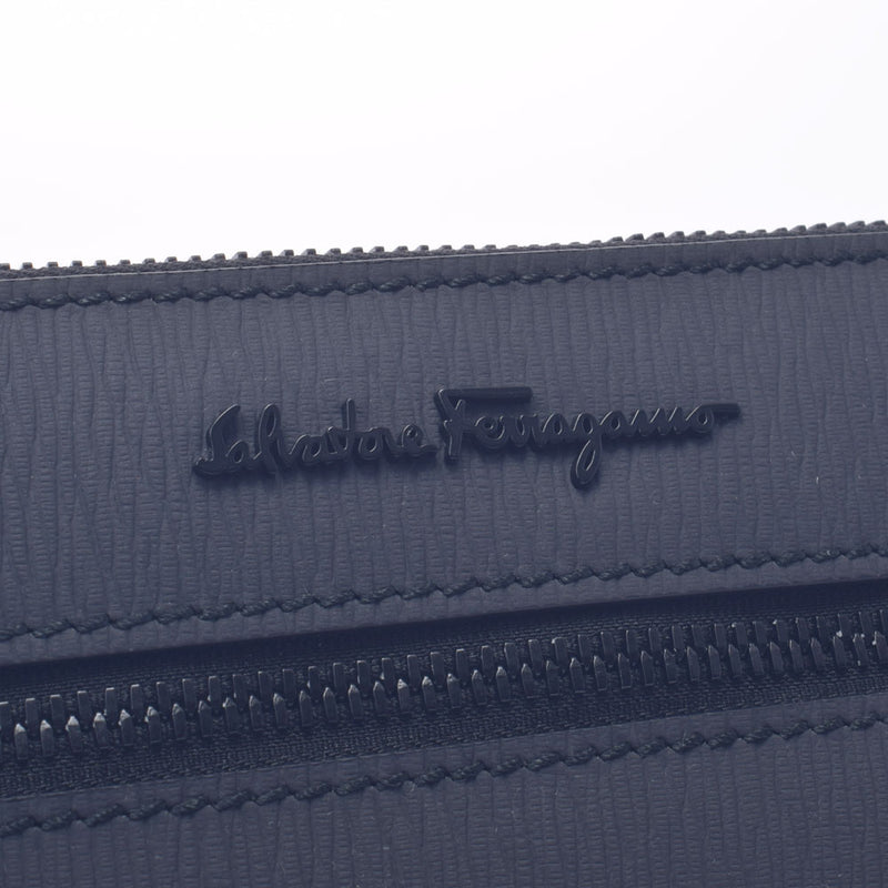 Ferragamo discount wristlet clutch