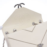 CHANEL Chanel Bicolor Chain White/Beige Silver Bracket Ladies Caviar Skin Shoulder Bag A Rank used Ginzo