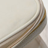 香奈儿香奈儿（Chanel Chanel）水平洗手盆袋白色金色支架女士拉姆皮肤/乙烯基手提包B等级用ginzo