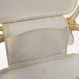 香奈儿香奈儿（Chanel Chanel）水平洗手盆袋白色金色支架女士拉姆皮肤/乙烯基手提包B等级用ginzo