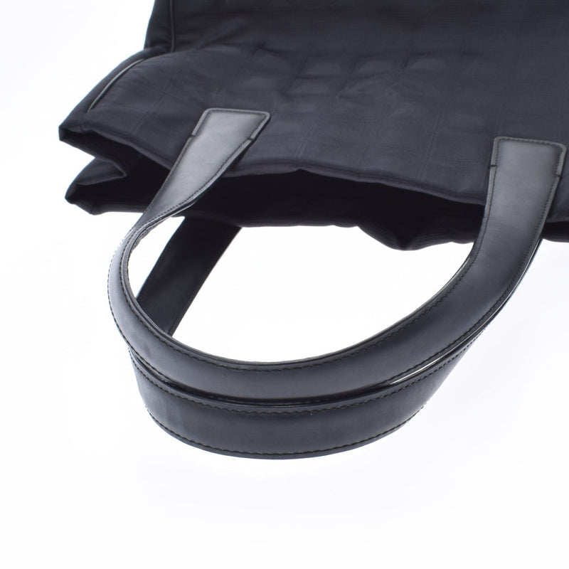 シャネルニュートラベルライン トート PM 黒 レディース ナイロン