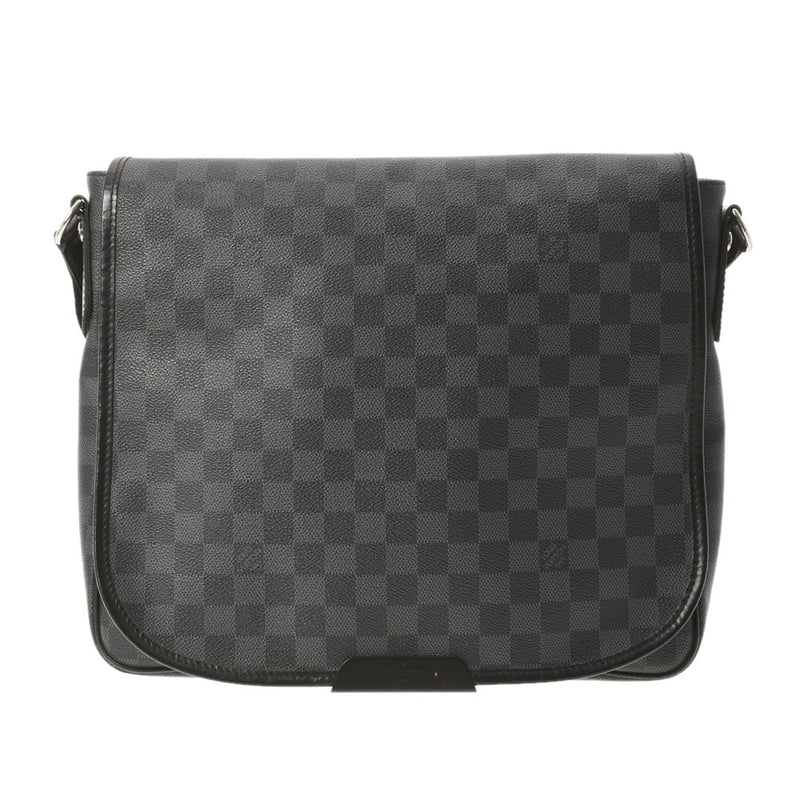 LOUIS VUITTON ルイヴィトン ダミエ グラフィット ダニエルMM 黒/グレー N58029 メンズ ダミエグラフィットキャンバス ショルダーバッグ ABランク 中古 銀蔵