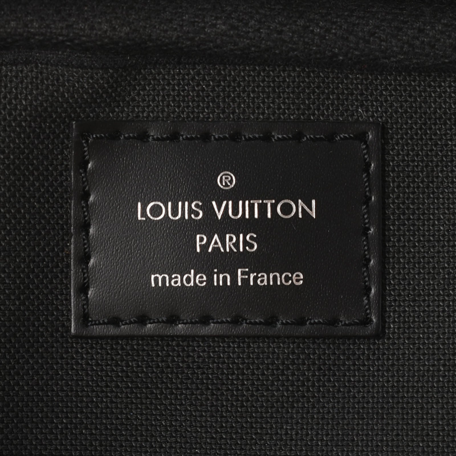 ルイヴィトングラフィット アンブレール 14137 黒/グレー メンズ ダミエグラフィットキャンバス ボディバッグ N41289 LOUIS  VUITTON 中古 – 銀蔵オンライン