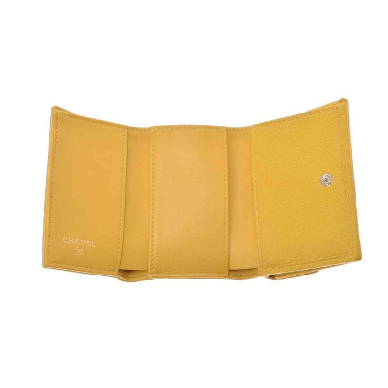 CHANEL Chanel Matrasse Compact Wallet Yellow Ladies Caviar Skin Three Fold Wallet AB Rank Used Ginzo