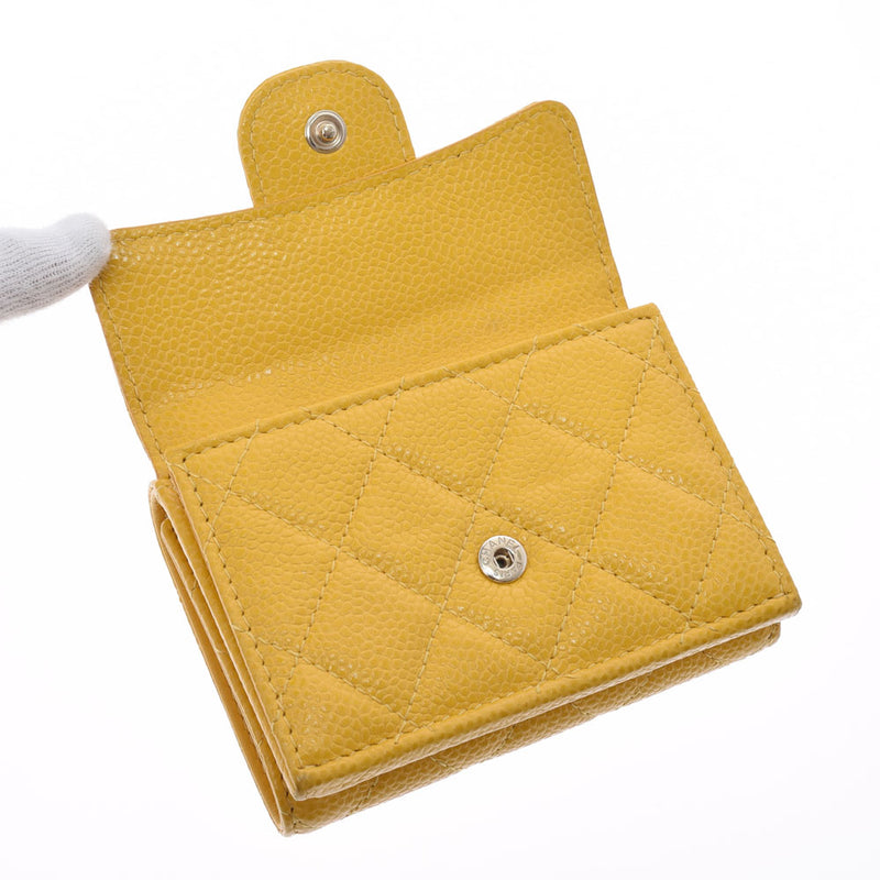 CHANEL Chanel Matrasse Compact Wallet Yellow Ladies Caviar Skin Three Fold Wallet AB Rank Used Ginzo