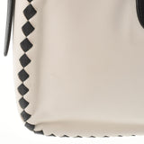 BOTTEGAVENETA Bottega Veneta Intrechaert Shoulder Bag Ivory/Black Ladies Calf Shoulder Bag AB Rank Used Ginzo