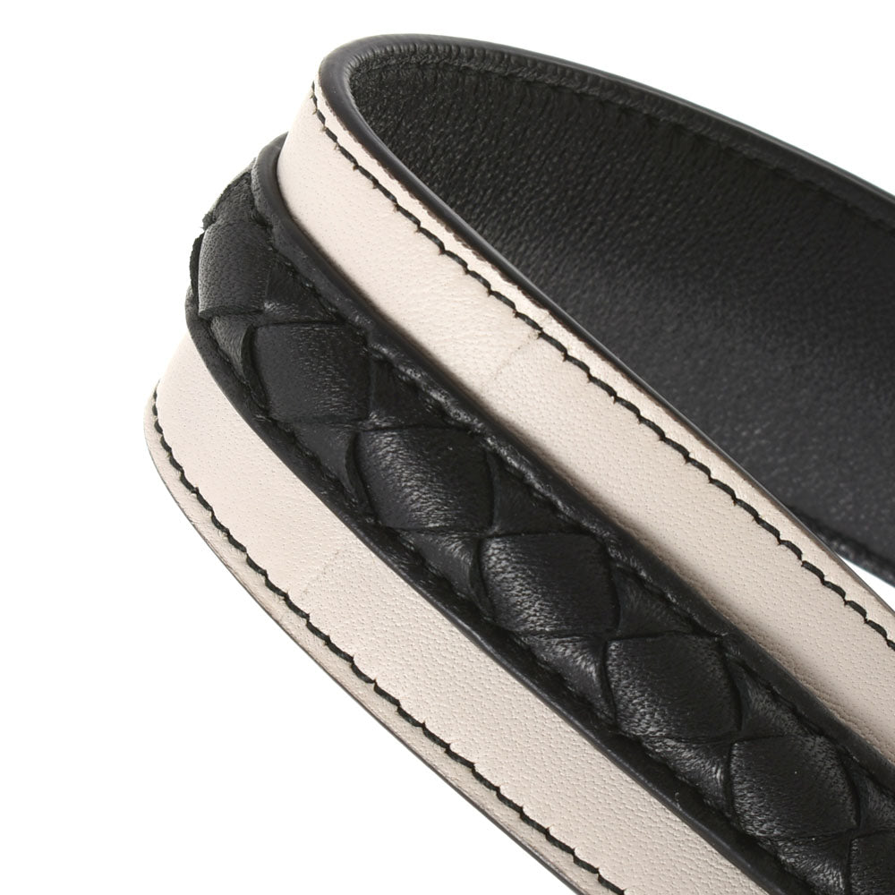 BOTTEGAVENETA ボッテガヴェネタ イントレチャート ショルダーバッグ アイボリー系/黒 レディース カーフ ショルダーバッグ ABランク 中古  人気・おすすめ｜使いやすい・旅行におすすめ 品質保証 全国発送 在庫限り